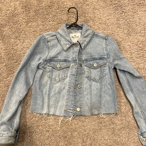 Women’s Hollister jean jacket. Never worn.